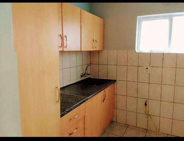 2 BEDROOM PROPERTY TO RENT IN AVOCA